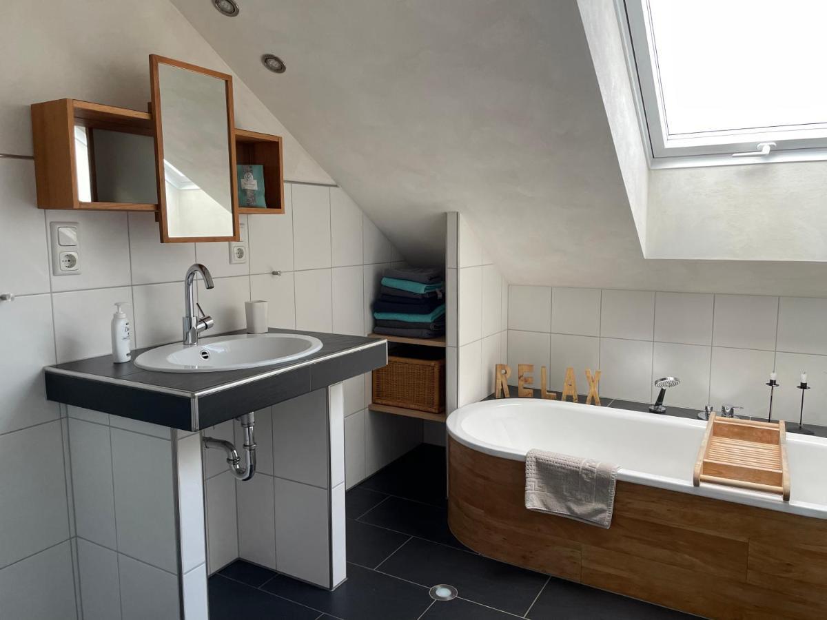 Ferienwohnung Nussbaum-Nest Hausen  Exterior photo